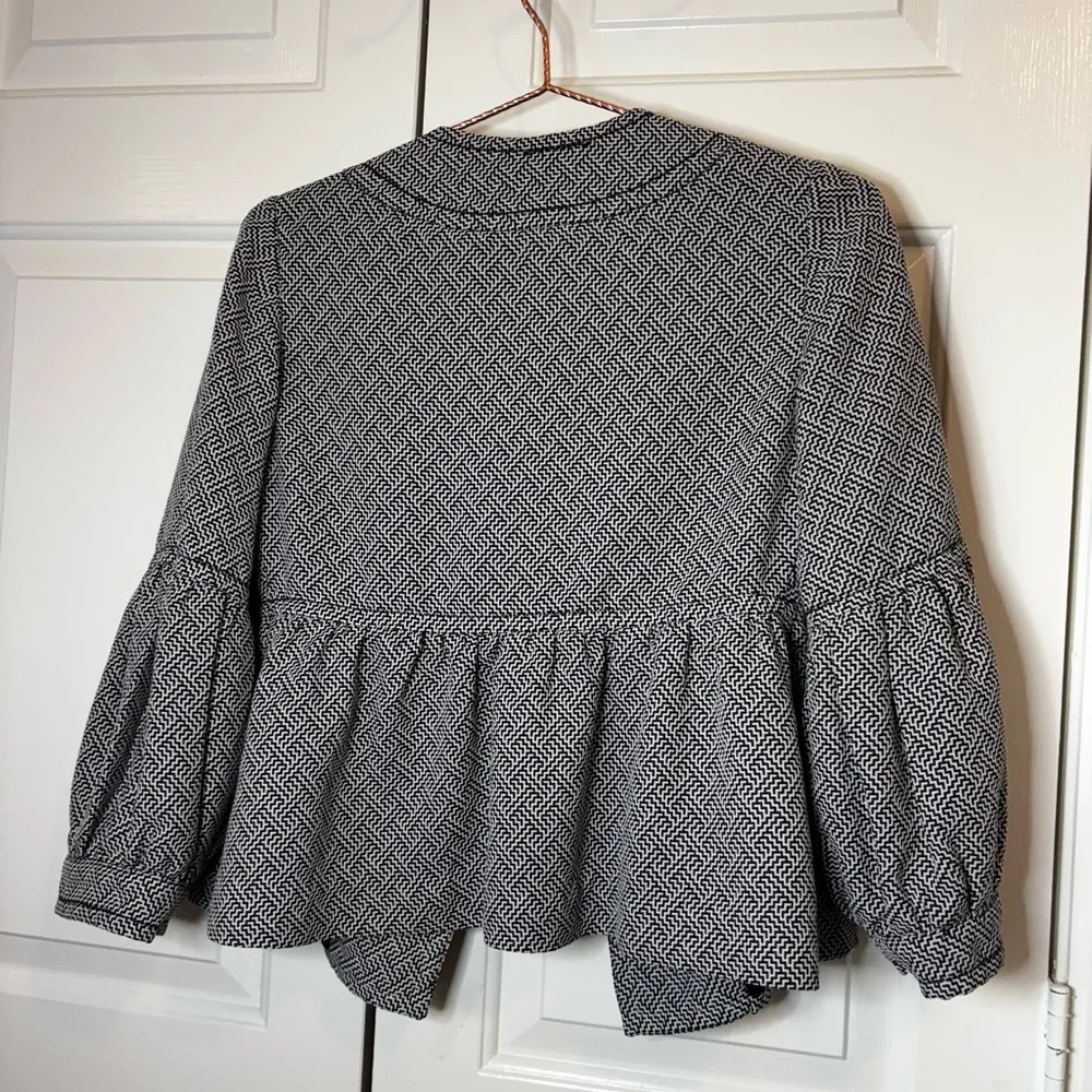 Max Studio Black and White Patterned Blazer - Picture 3 of 5